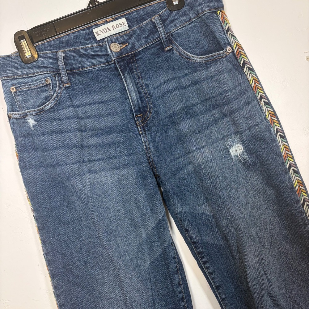 Knox Rose Womens Size 6 Straight Leg Jeans Medium Wash Embroidered Side Stripe